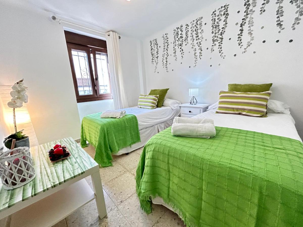 Cozy Town House With Terrace And Free Wifi Villa Ronda Luaran gambar